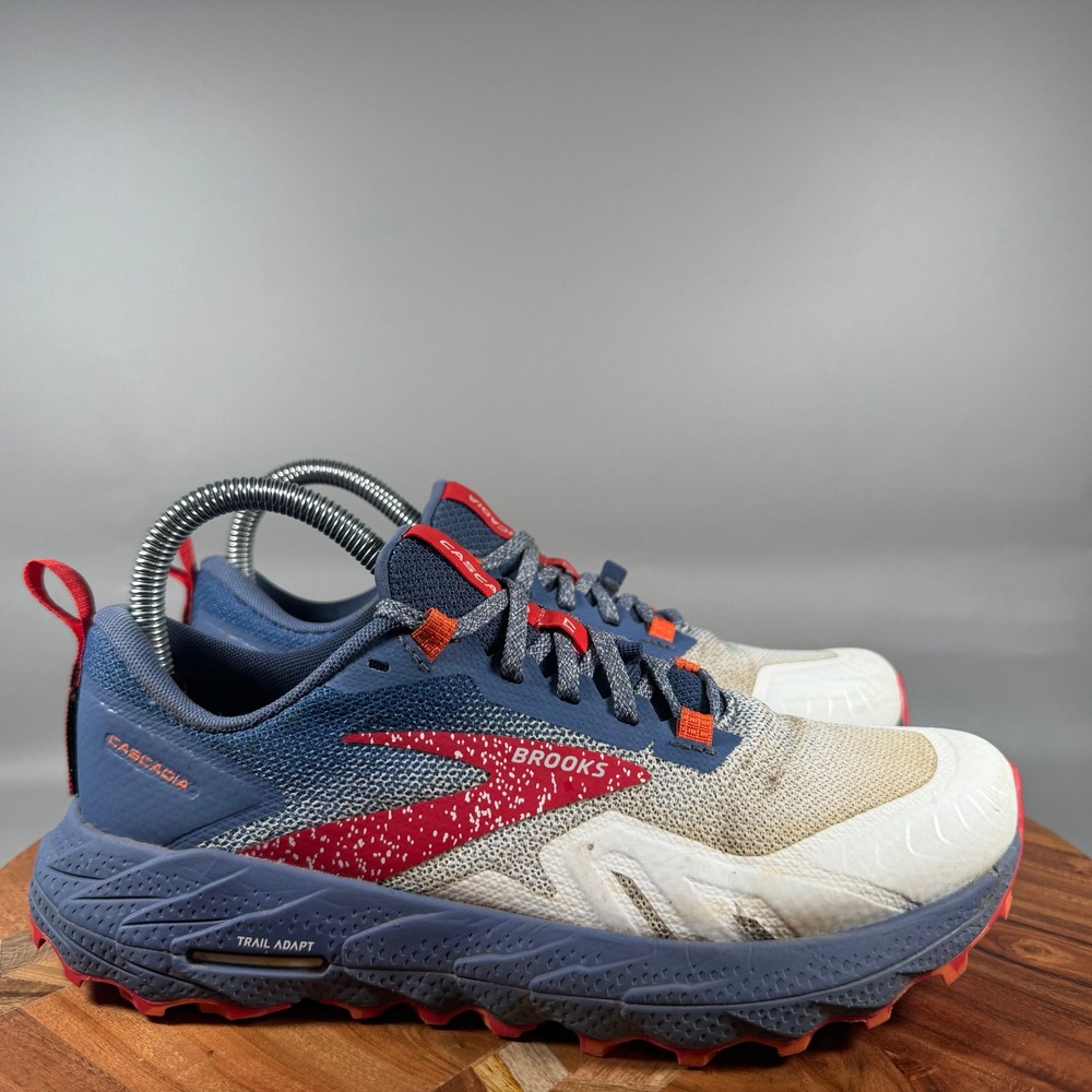 Brooks Cascadia 17 Womens Trail Running Shoes Blue Red White Size 6.5